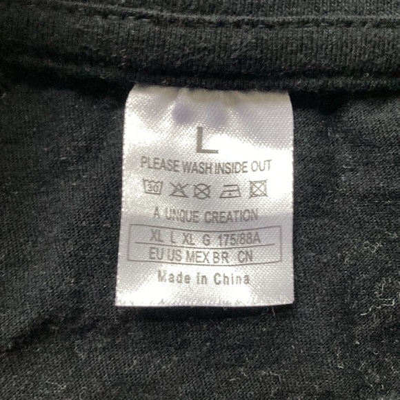 Skeleton graphic tee - Picture 3 of 4